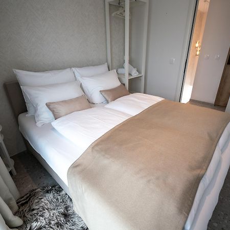 Apartments Kras 24 With Pool Sezana Luaran gambar
