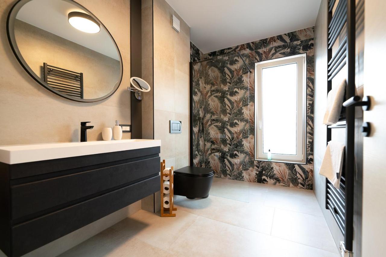 Apartments Kras 24 With Pool Sezana Luaran gambar