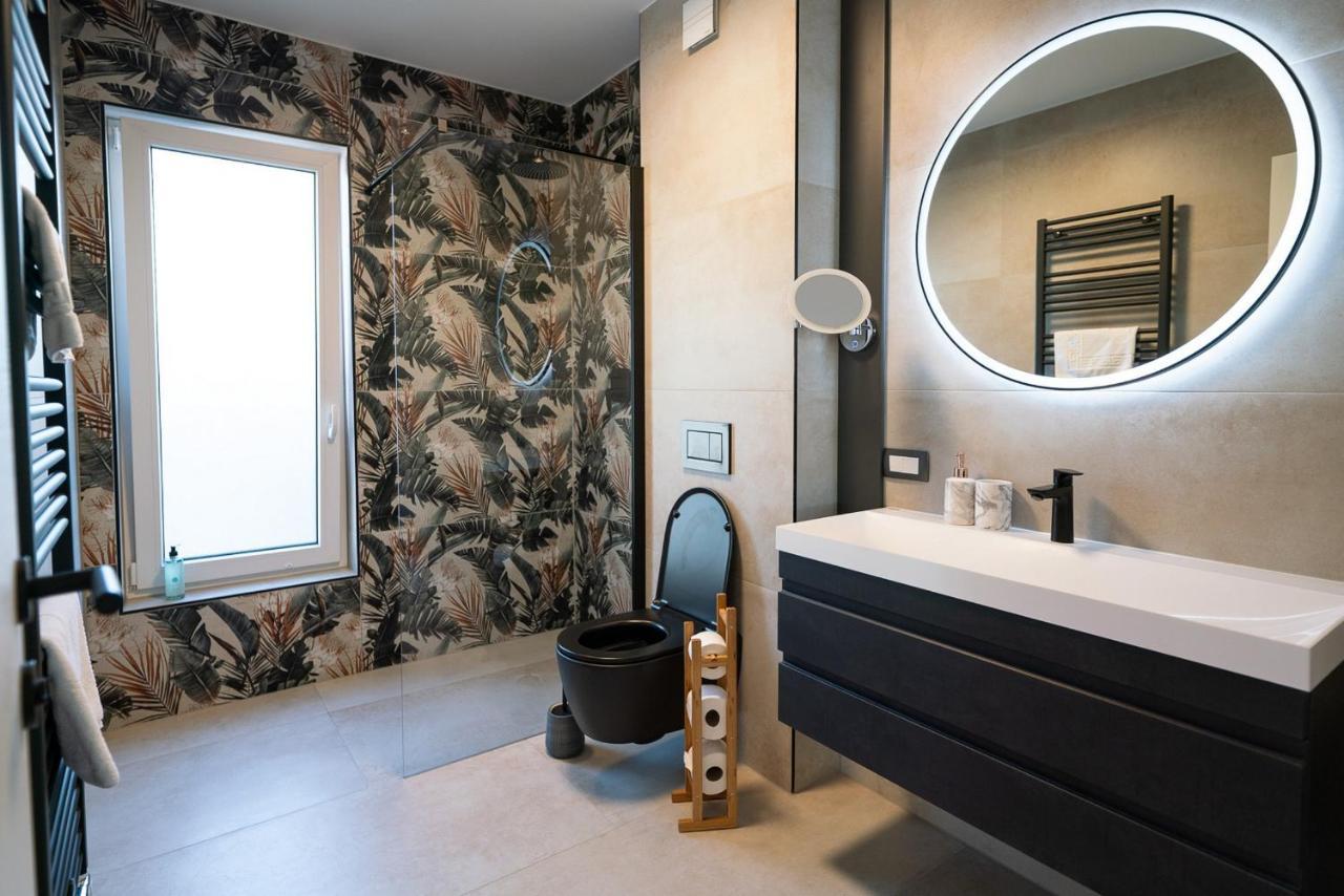 Apartments Kras 24 With Pool Sezana Luaran gambar