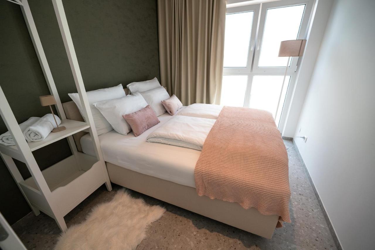 Apartments Kras 24 With Pool Sezana Luaran gambar