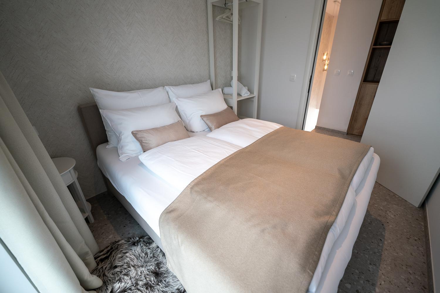 Apartments Kras 24 With Pool Sezana Luaran gambar