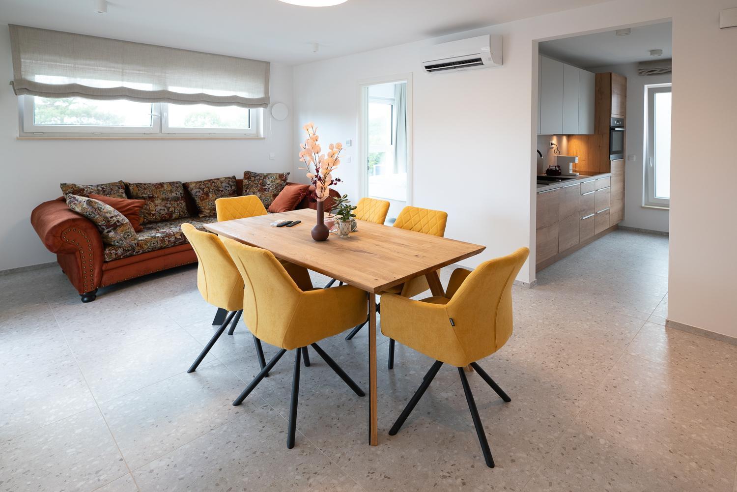 Apartments Kras 24 With Pool Sezana Luaran gambar